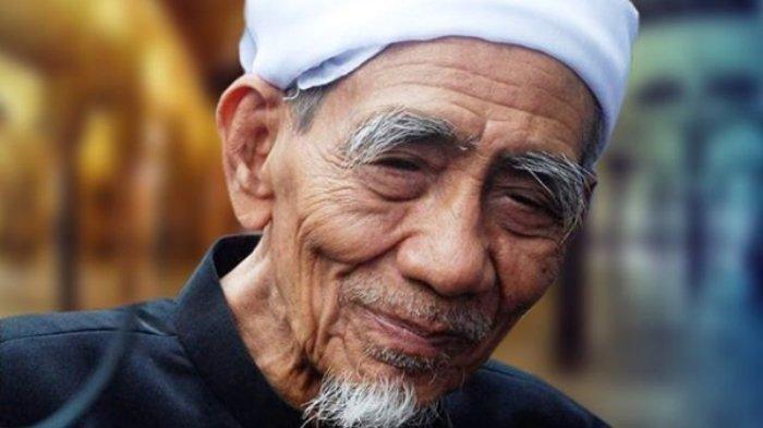 Innalillahi, Mbah Moen Berpulang di Makkah